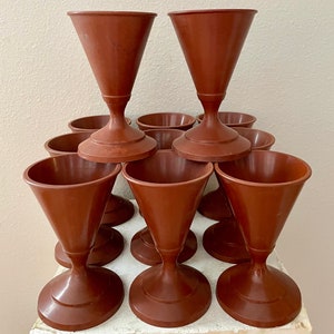 Set of 11 Antique Cone Cups / 1920s Brown Bakelite Trade BURT Mark Ice Cream Cups / Vintage Ice Cream Parlor Dishes / USA / B18