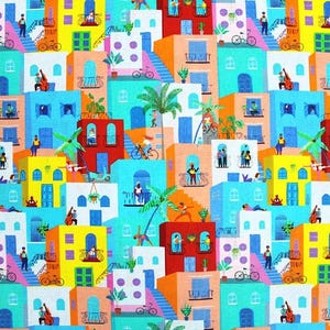 Könnte beinhalten: Buntes Stoffmuster mit sich wiederholenden Mustern von lebendigen Gebäuden in Blau-, Gelb-, Orange- und Rottönen. Das Design umfasst Menschen, Fahrräder, Palmen und Musikinstrumente und schafft eine lebendige, künstlerische Szene.