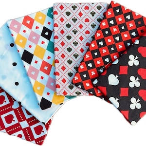Tela CraftsFabrics 6 piezas de tela de póker, corazones, tréboles, diamantes y picas, 100 % algodón, 50 x 40 cm de ancho, para acolchado, patchwork y proyectos de bricolaje.