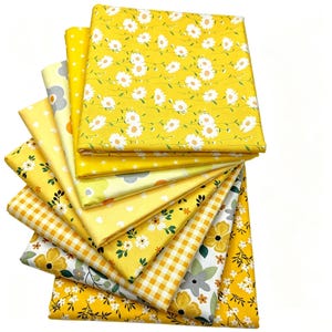 CraftsFabrics - Pacote com 8 peças de retalhos de tecido floral amarelo, 100% algodão, pré-cortados, para patchwork e artesanato - 2 tamanhos.