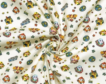 Crafty by Chatham Glyn - Tela 100 % algodón con licencia de Paw Patrol, impresión digital, 140 cm de ancho, para acolchar, coser, confeccionar y decorar el hogar.