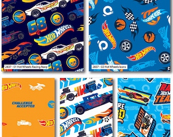 Tissu Hot Wheels accepté par The Craft Cotton Co Challenge au mètre/demi-mètre/Fat Quarters Tissu pour voitures de course de sport Tissu en coton pour enfants