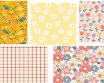 CraftsFabrics Floral Pattern Fabric Bundle- Small Flower Printed Fat Quarters Bundle of 5 Fabrics .100% Cotton.Craft Quilting & Fabric