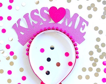 Kiss me Valentines party headband/ Valentines day accessory/ custom headband