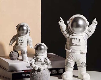 mini astronaut figure