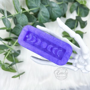 Moonphase keychain silicone mold, resin mold, Halloween mold, witchy mold, witch moon