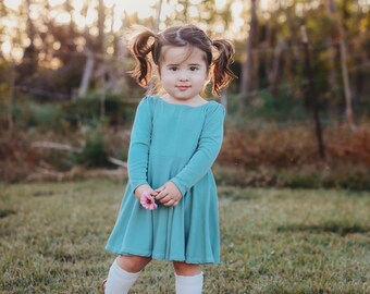 Wattle Knit Baby Dress PDF Sewing Pattern: Newborn to 4 Years