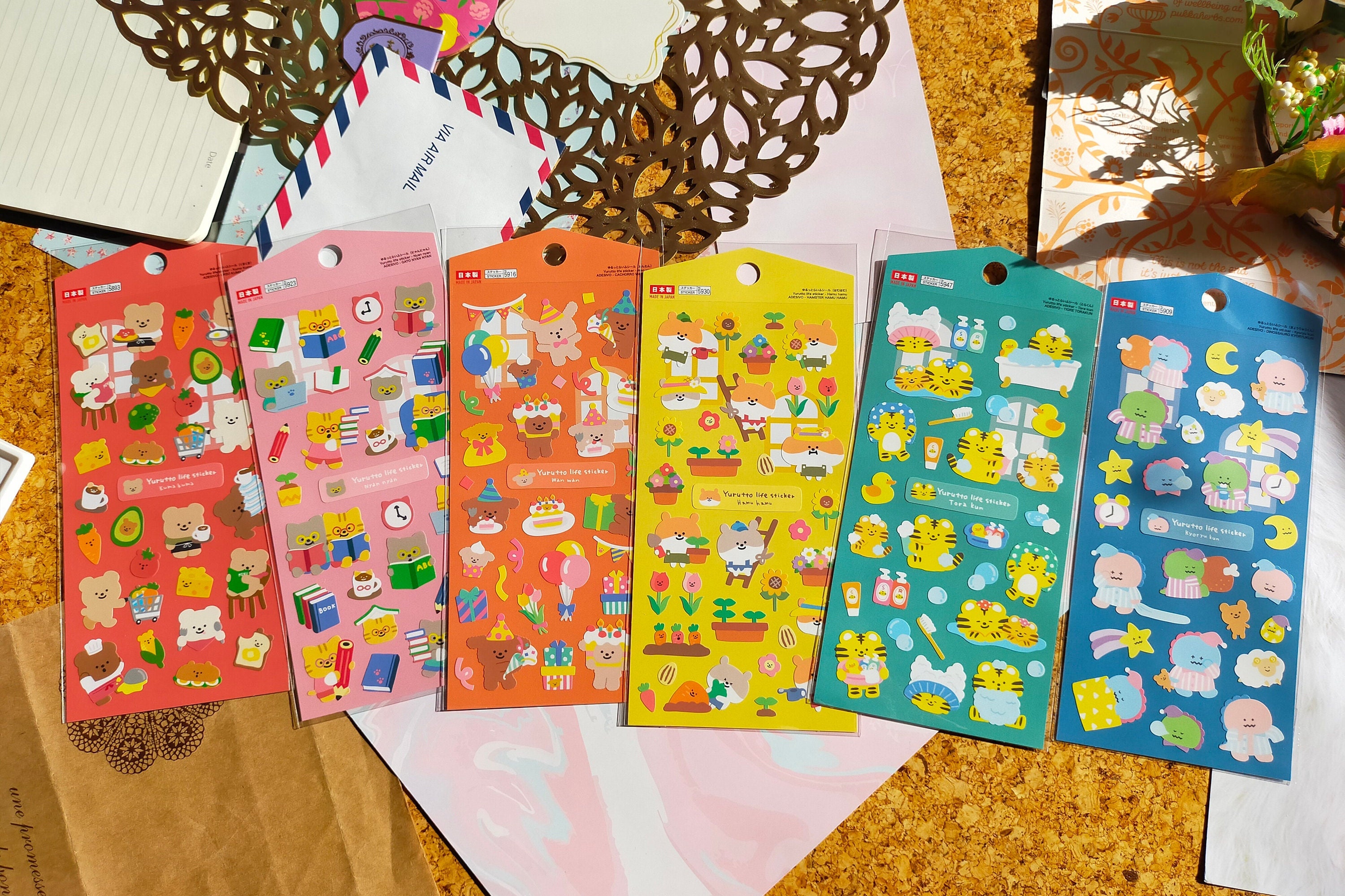Loose Life Stickers ,daiso Sticker_ Bear Red /cat Pink /dog Orange /hamster  Yellow /tiger Green /dinosaur Blue 
