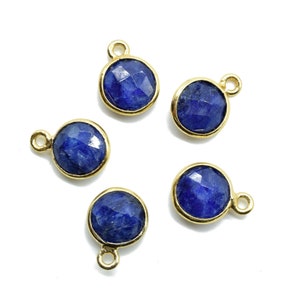 Genuine Blue Sapphire 8mm charm,Sapphire Pendant,Sapphire Round Gold Plated bezel,Vermeil Bezel,jewelry making charm,Emerald Brass connector