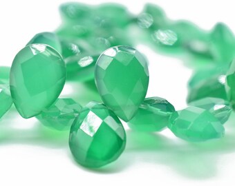 Green Onyx Chalcedony Heart BeadsGreen Onyx Chalcedony Faceted Heart BriolettesGreen Onyx Chalcedony Briolettes15 MM5 PiecesGMS-GO1