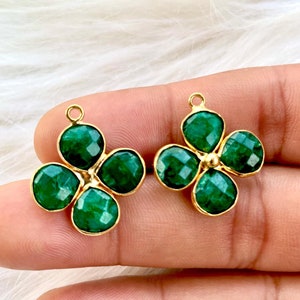 Emerald Heart Shape Pendant,Gemstone jewelry Component,Emerald Heart Shape connector,Emerald Bracelet Charm,Jewelry Making Supply,Gifts,P123