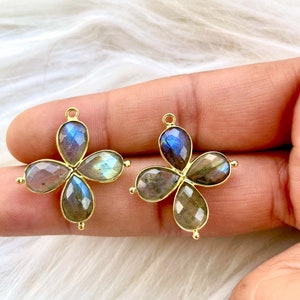 Labradorite Teardrop Pendant,jewelry Component,Labradorite Bezel connector,Labradorite Bracelet Charm,Double Loop connector,Gifts,P122