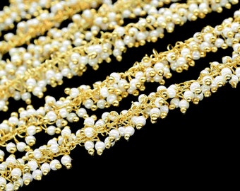Cadena de rosario con perlas de 2 mm, chapada en oro, con alambre enrollado, para bisutería, con perlas lisas, chapada en oro, con forma de uva.