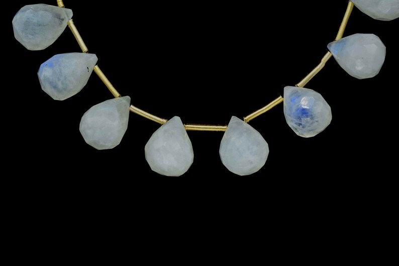 Briolettes de gota de piedra lunar arco iris natural de 10x13 mm, piedra preciosa calibrada, briolettes de pera facetada, cuentas de piedra lunar, fabricación de joyas en forma de gotas, regalo imagen 1