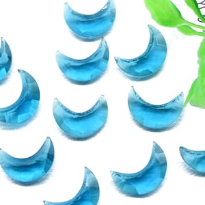 Neon Apatite 15mm Faceted Moon shape briolette,Neon Apatite Gemstone, Moon Shape Beads,Crescent Moon Shape Stone,Drilled Gemstone briolettes