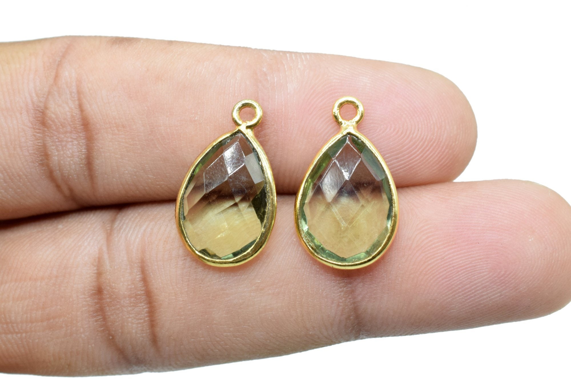 グリーンアメジスト 10 x 14 mm ペアシェイプチャーム、アメジストペア