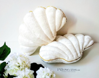 Seashell velvet cushion,GOLD PIPING pillow,shell shape pillow, decorative shell cushion,shell shape pillow,velvet shell