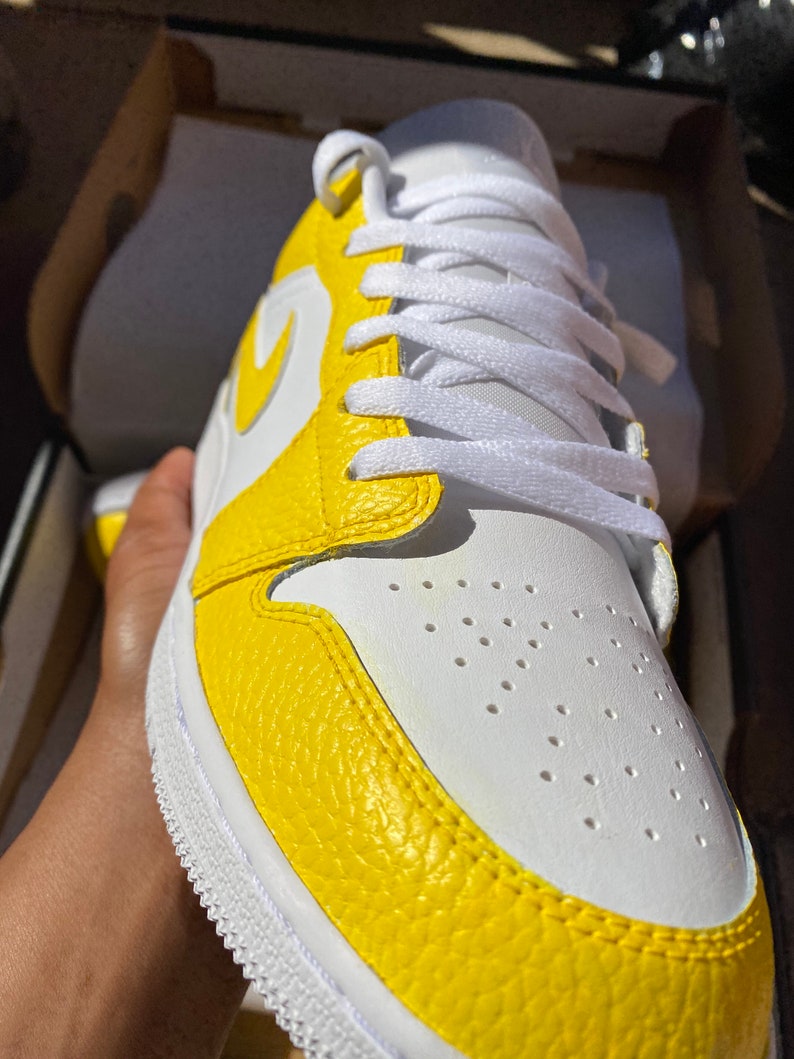 jordan 1s low yellow