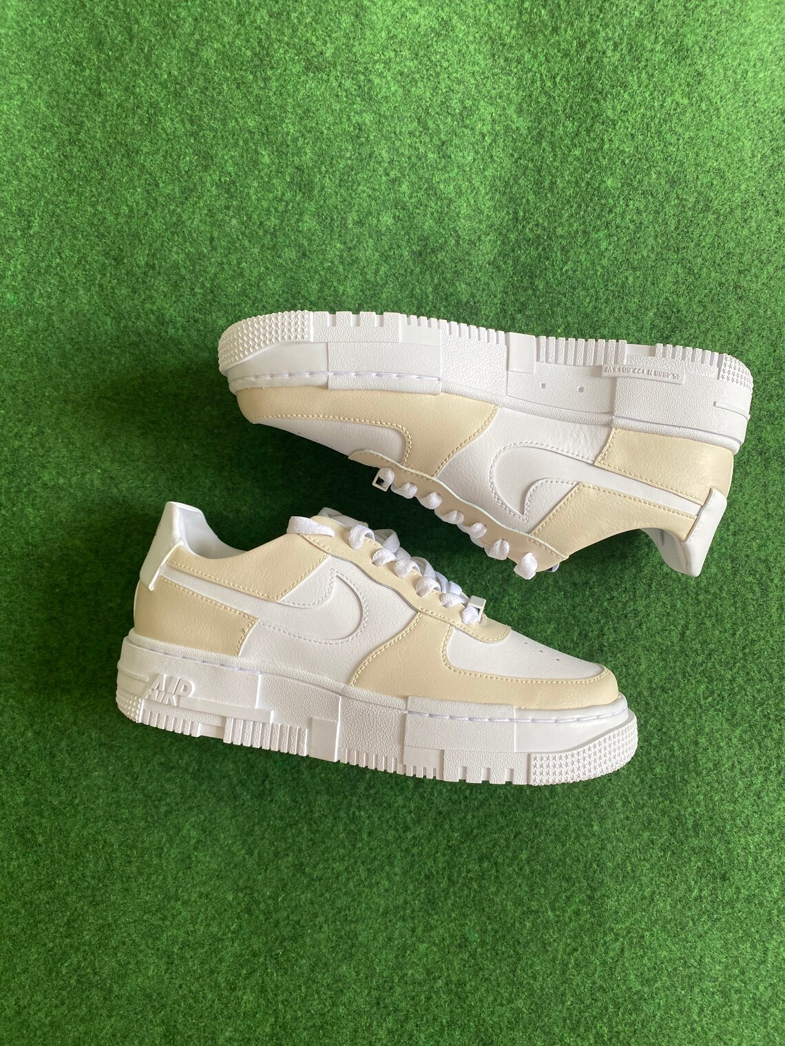 af1 pixel tan