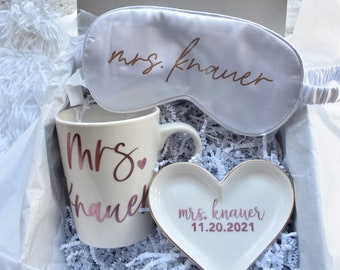 Future Mrs Gift Box, Bridal Box, Engagement Gift Box, Congratulations Fiance Box, Bride to Be Box, Bridal Shower Gift Idea, wifey Ring Dish