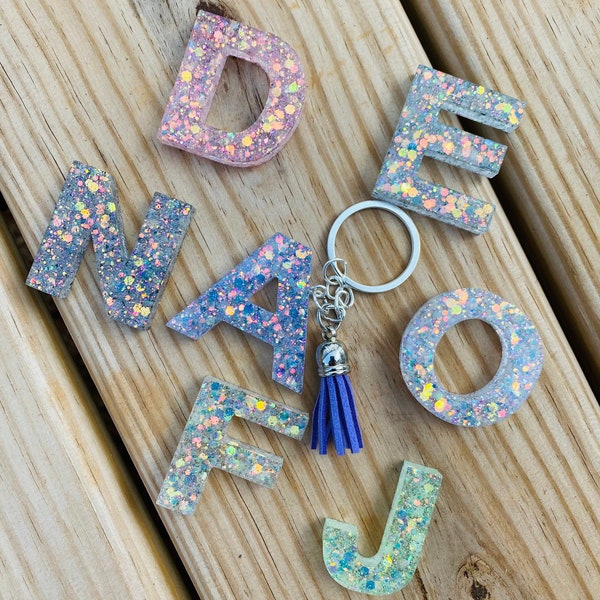 Glitter letter Keychain, custom initial keychain, purse charm, backpack charm, personalized gifts, custom letter keychain, Christmas gift