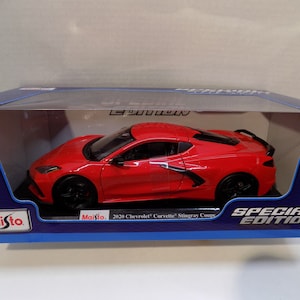 1/18 Scale Diecast 2020 C-8 Chevrolet Corvette Stingray in Torch Red