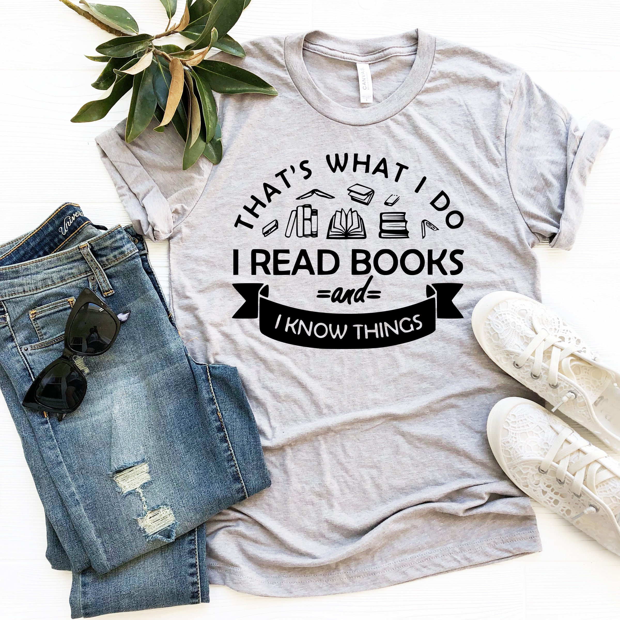 I Read Books and Know Things Shirt Book Lover Gift Book - Etsy