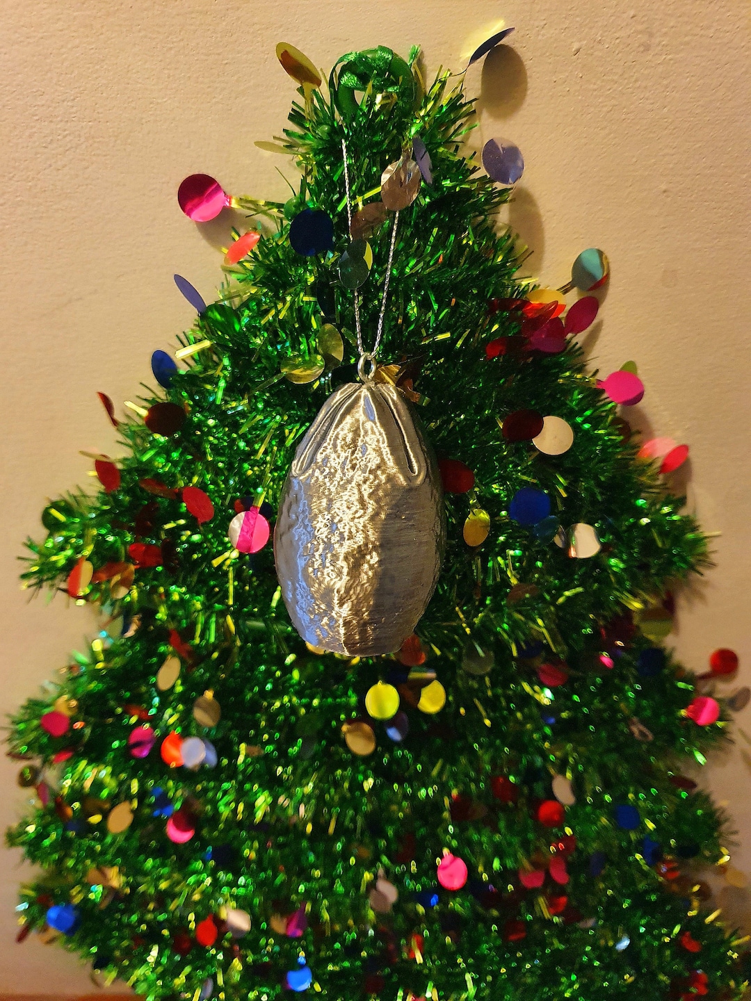 Alien Egg Christmas Tree Bauble. Movie Decoration. - Etsy