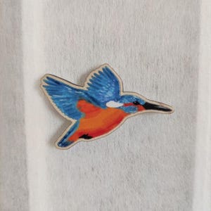 Eurasian Birds: Kingfisher - Wooden Pin