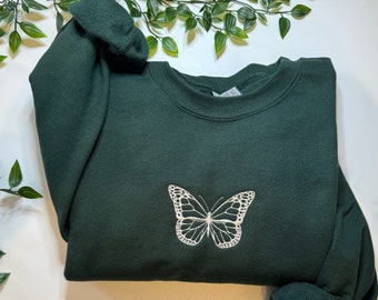 Butterfly Sweatshirt, Embroidered Butterfly Crewneck, Butterfly Minimalist Sweatshirt, Butterfly Pullover, Personalized Butterfly Sweater