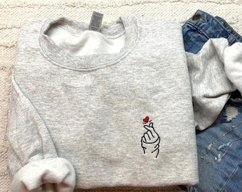 Korean Hand Heart Sweatshirt, Embroidered Hand Heart Sweatshirt, Kdrama Pullover, KDrama Sweatshirt, Love Hands Sweatshirt