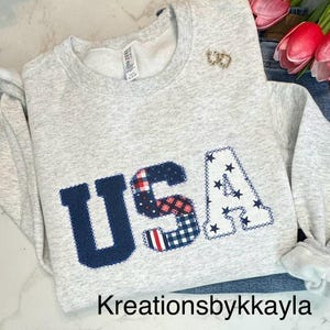 USA Embroidered Sweatshirt, American Flag Sweatshirt, America Sweatshirt, USA Applique Sweatshirt, 4th of July Sweatshirt, Cute Sweatshirt