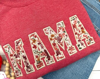 Custom Embroidered Mama Sweatshirt, Personalized Floral Crewneck, Choose any Word Auntie, Nana Gigi, Mimi, Mom, Grandma, Grammy