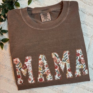 Embroidered Mama Shirt, Comfort Color Tee, Neutral Mama Shirt, Simple Mama Shirt, Gifts for MoM, Shirt for Mama, Mama Applique Shirt