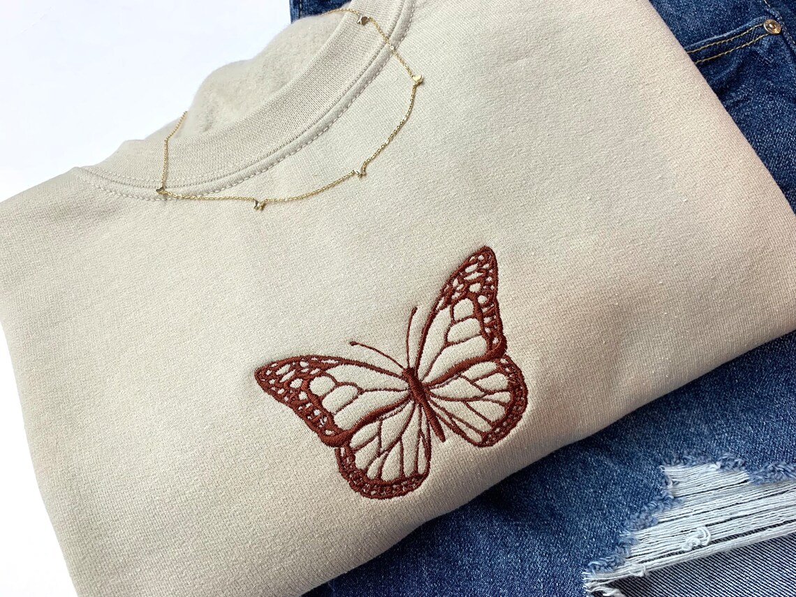 Green Blue Butterfly Pattern Print Women Crewneck Sweatshirt