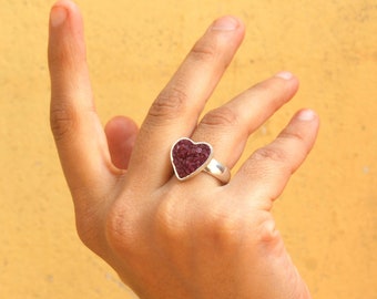 Natural Ruby Stone Ring, Heart Shape Ring, Raw Stone Ring For Woman, Red Raw Gemstone Ring-Unique Wedding Silver Rough Ring-Raw Crystal Ring