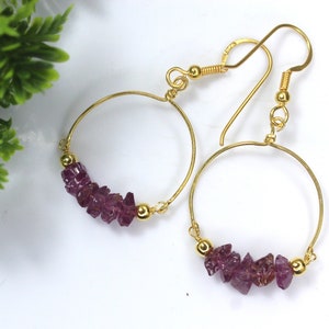 Genuine Raw Gemstone Earring, January Birthstone Earring, Red Garnet stone earring, Vintage Dangle Earring, Traditional crystal earring Rock