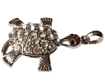 Turtle pendant with chain