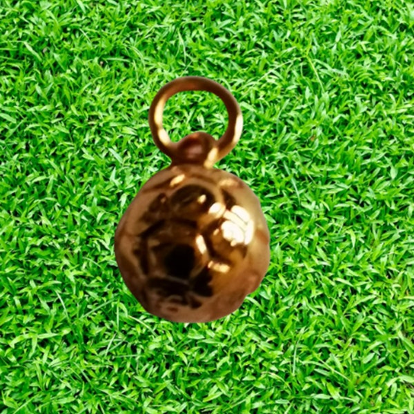 Pendentif en plaqué or - ballon de foot -