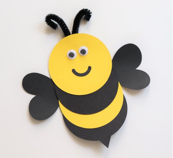 4 HONEY BEE DIYS, Bathroom Decor Diys for Summer and Fall