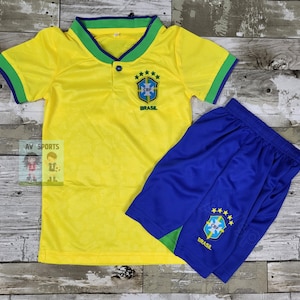 Brasil Kids Jersey, Soccer Jersey, Playera de Niño Brasil Jersey/ color amarillo y verde, incluye camiseta y pantalones cortos