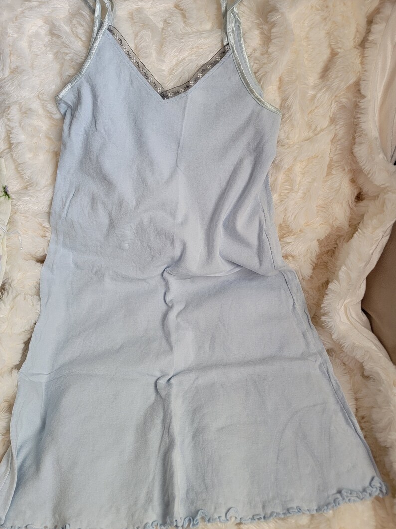 Mycket sällsynt vintage Cherokee Brand Icy Blue stickad chemise med spetskant från 1990-talet bild 6