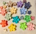 RESTOCKED NEW COLORS! :) Cute Daisy Flower Plastic Claw Hair Clip 