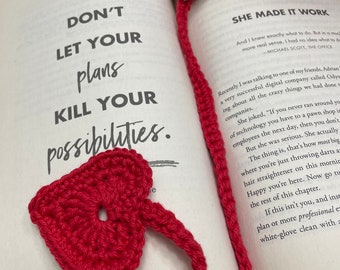 Crochet Bookmark, Heart Bookmark, Valentine’s Day Gift, Book Lover Gift, Book Lover Gift, Ready to Ship