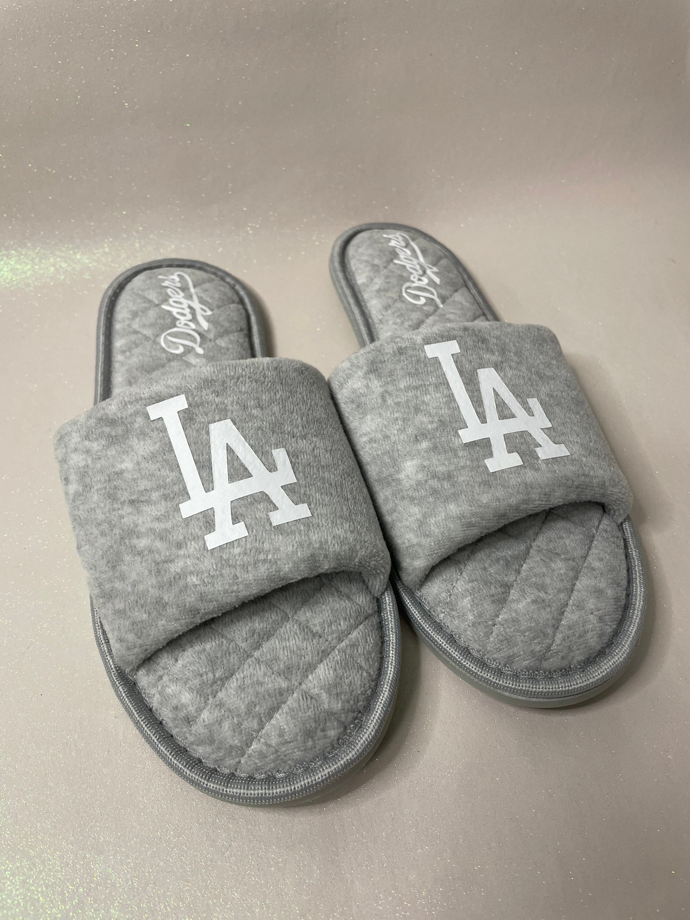 la dodger slippers