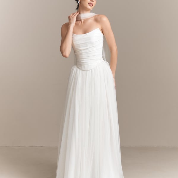 Zestaw ślubny gorset i spódnica, gorset z baskinką, gorset ślubny, szyty na miarę, dekolt shaff, Colette