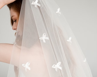 Viola Veil, Veil with bows