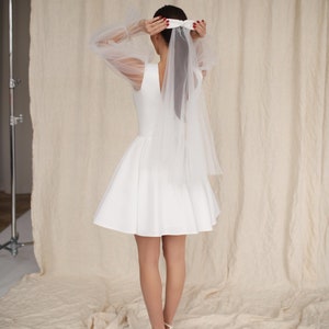 Nori Minimalist tulle veil with a high tender bow image 5