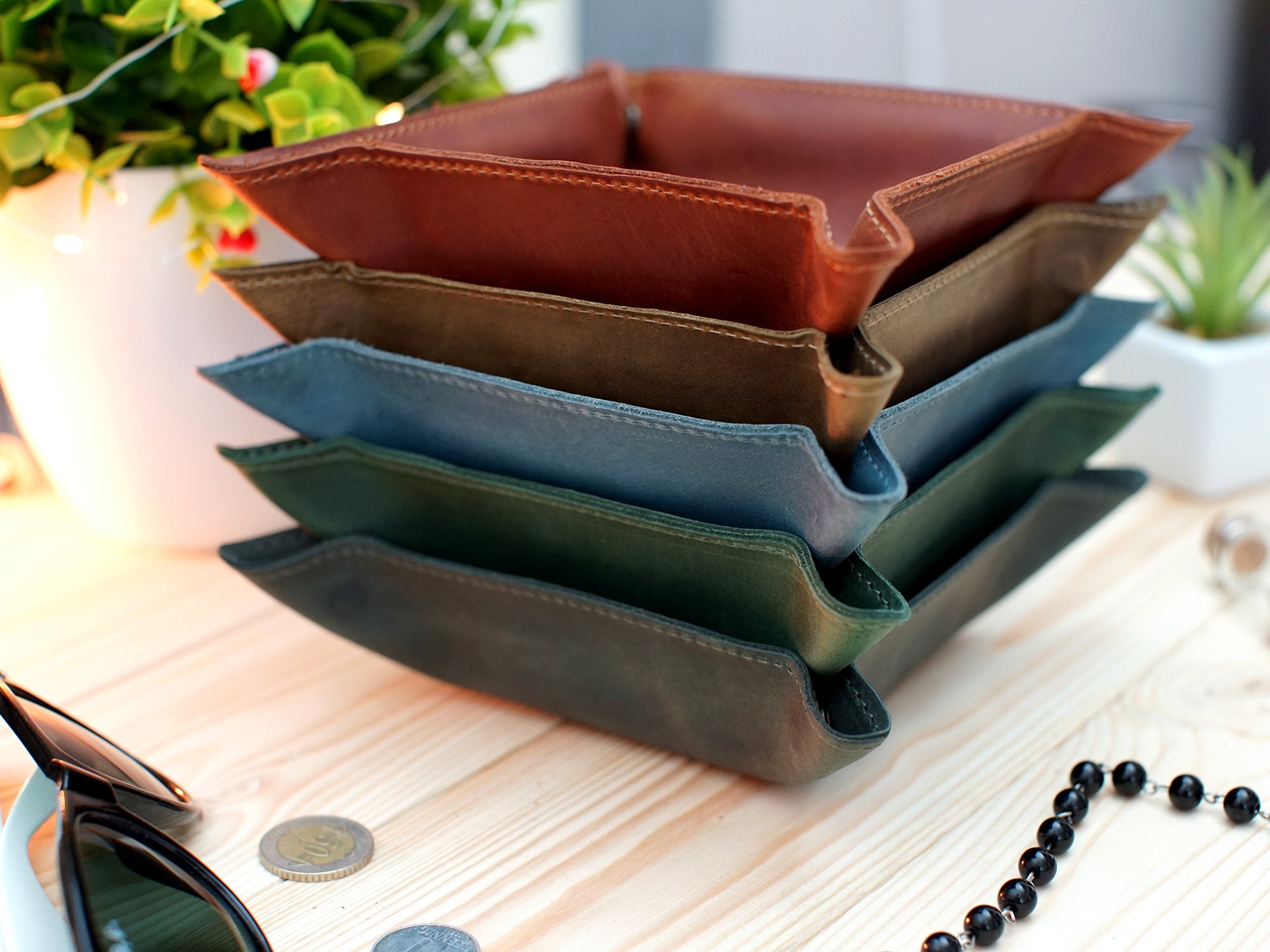 Leather Valet Tray, Personalized Leather Catchall, Custom Leather Organizer, Monogrammed Home Decor, Christmas Gifts for Men