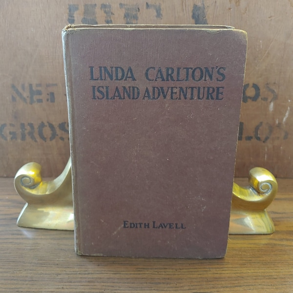 Linda Carlton's Island Adventures Book Three, Edith Lavell, 1931, Saalfield Publishing,  juvenile series, vintage book, girl's adventure